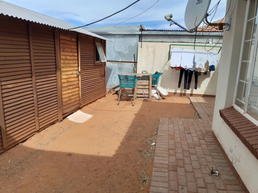 2 Bedroom Property for Sale in Kathu Northern Cape